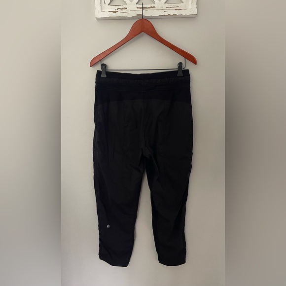 Lululemon Dance Studio Crop Pants Inseam 25” In Black Size 8 - Picture 4 of 16